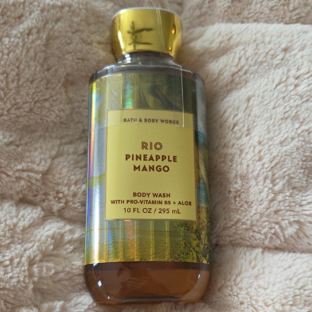 Bath & Body Works Rio Pineapple Mango Body Wash